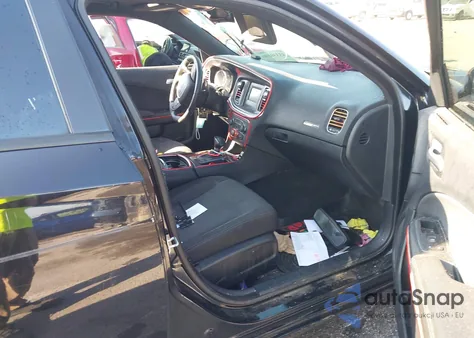 2015 Dodge Charger Se z USA, uszkodzony, nr VIN 2C3CDXFGXFH891406